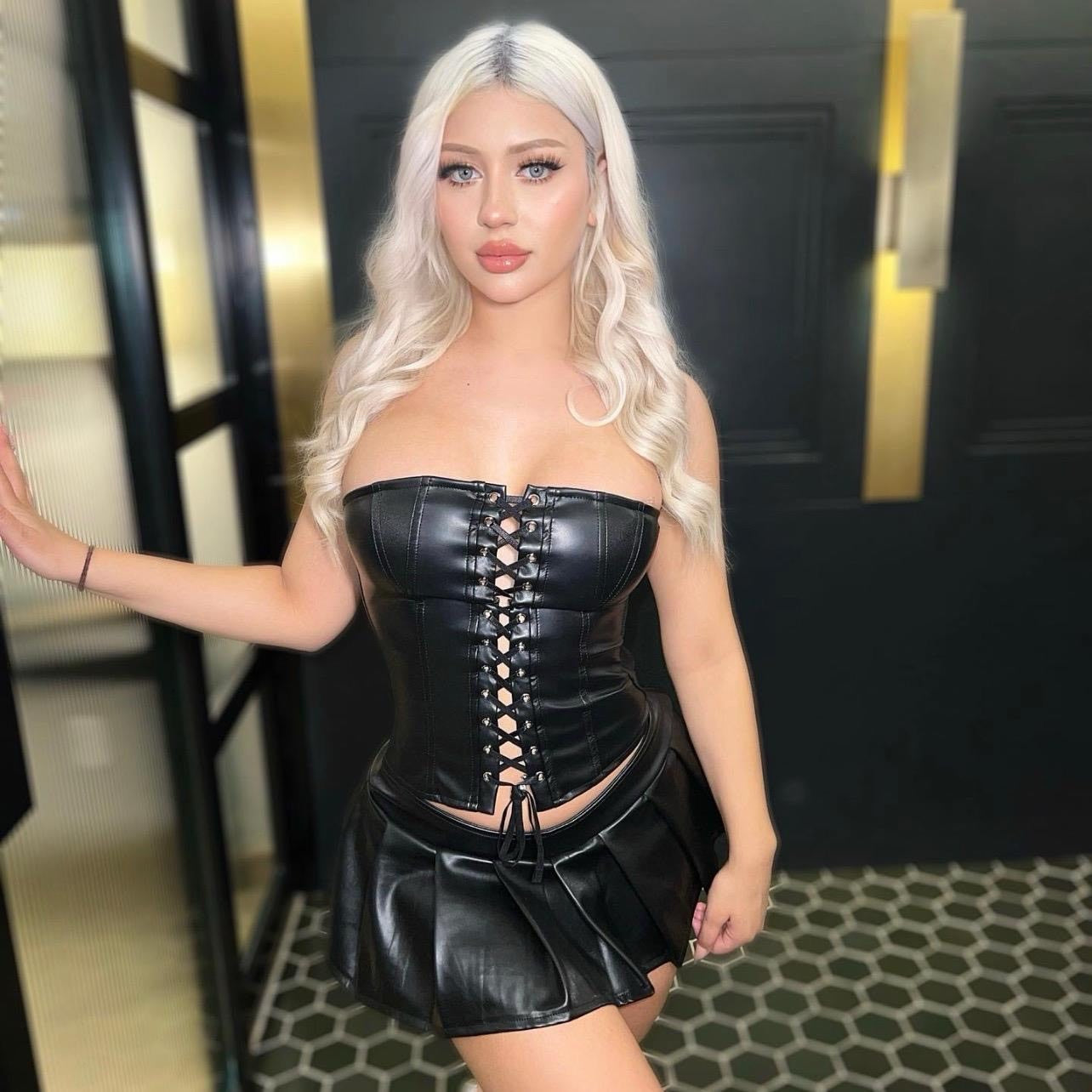 Her Way Skirt Set